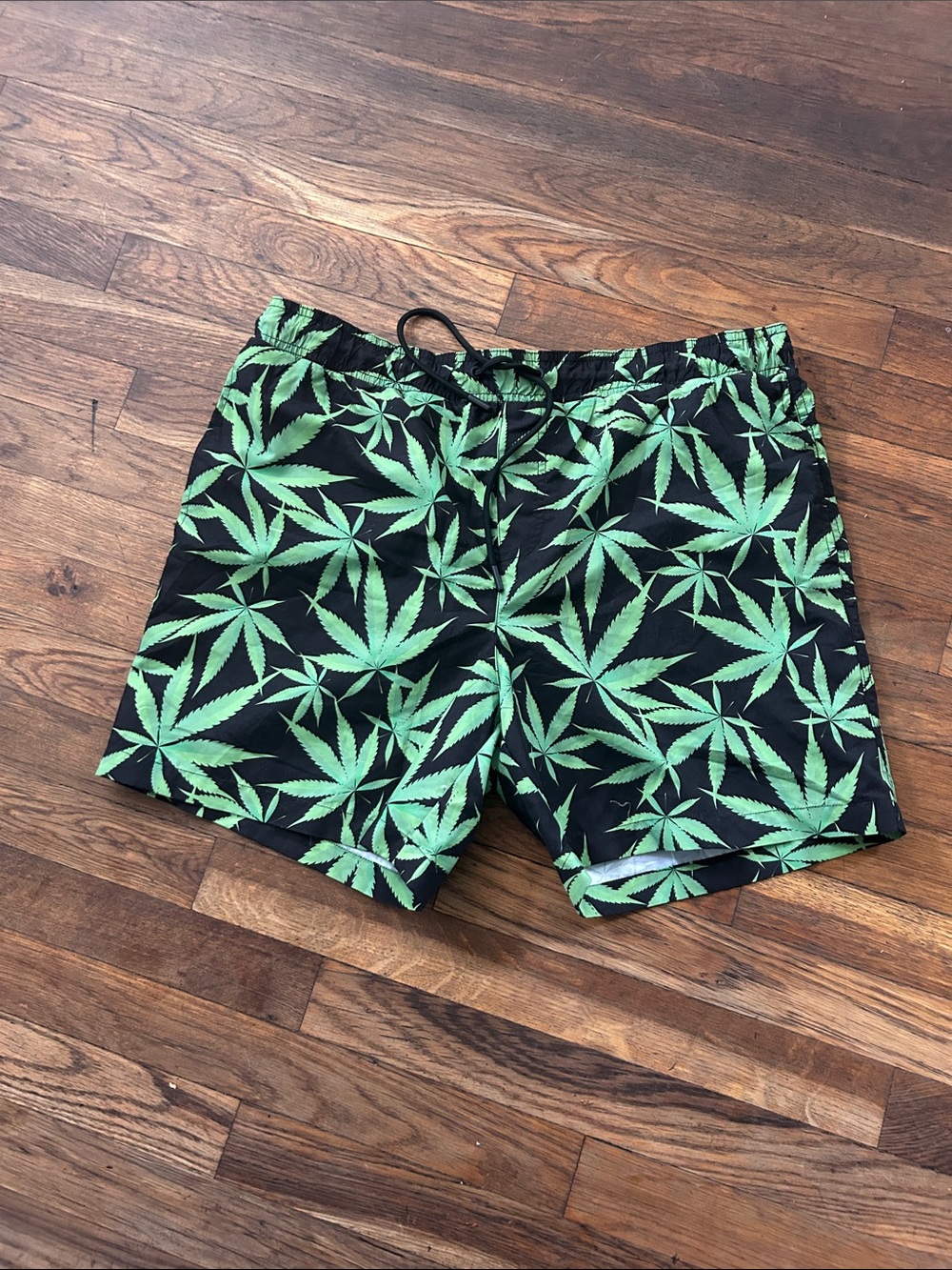 Fashion Nova Men Black Swim Shorts with Bright Green Leaf Print